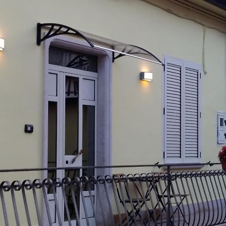 Bed and Breakfast Al Cortile Беневенто Экстерьер фото